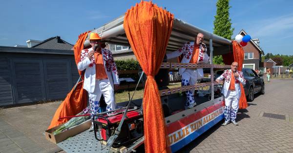 Kempentoppers zetten Duizel in de bloemetjes | Kempen | ed.nl - Eindhovens Dagblad