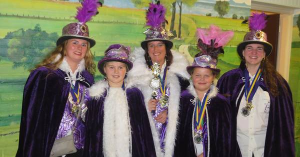 Prinses Marcelien Dun Urste heerst tijdens carnaval over Poalingdurp