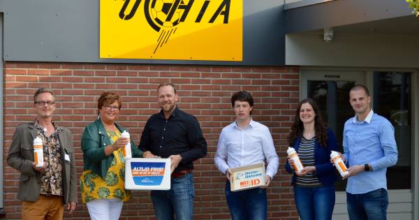 Sportclubs Neder-Betuwe krijgen kratten drinken