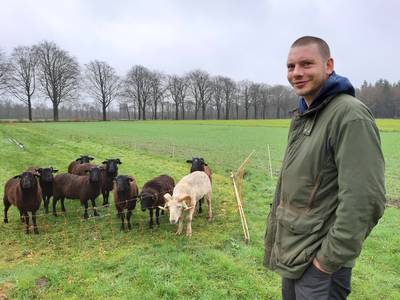 Boeren met hulp van sterren en planeten bij De Kraanvogel in Esbeek
