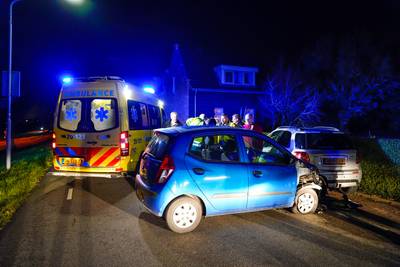 Automobilist ernstig gewond bij aanrijding in Hooge Zwaluwe