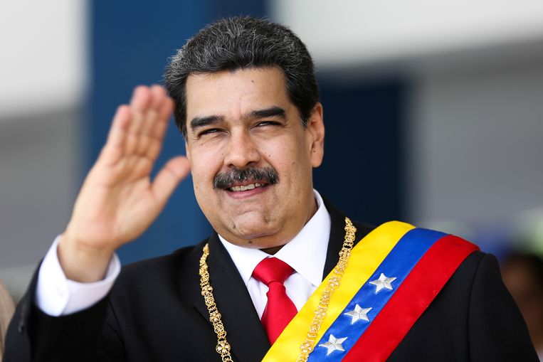 Regering en oppositie van Venezuela gaan weer met elkaar in gesprek - Volkskrant