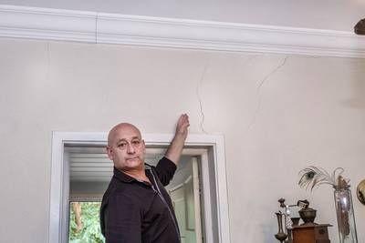 Het huis van Willie verzakt, 'Groningse toestanden' in Groesbeek